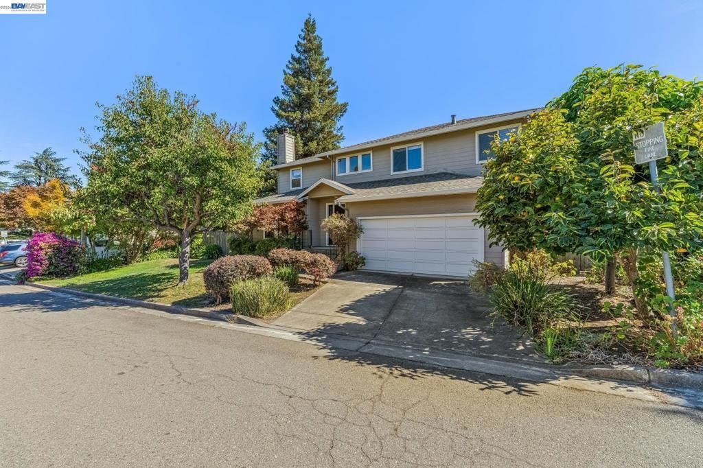 3265 Hertlein Pl, Castro Valley, CA 94546 Main Photo
