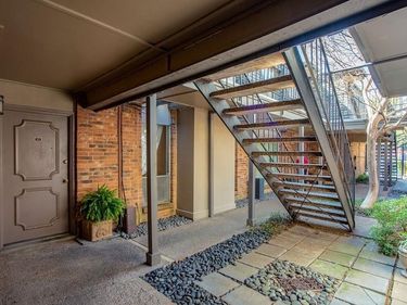 4112 Bowser Avenue, Unit 210, Dallas, TX 75219