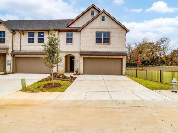 800 Homeplace Circle, Mansfield, TX 76063