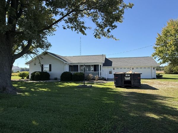 180 US Route 33 , Saint Marys, OH 45885