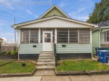 82 Forest Street, River Rouge, Mi 48218