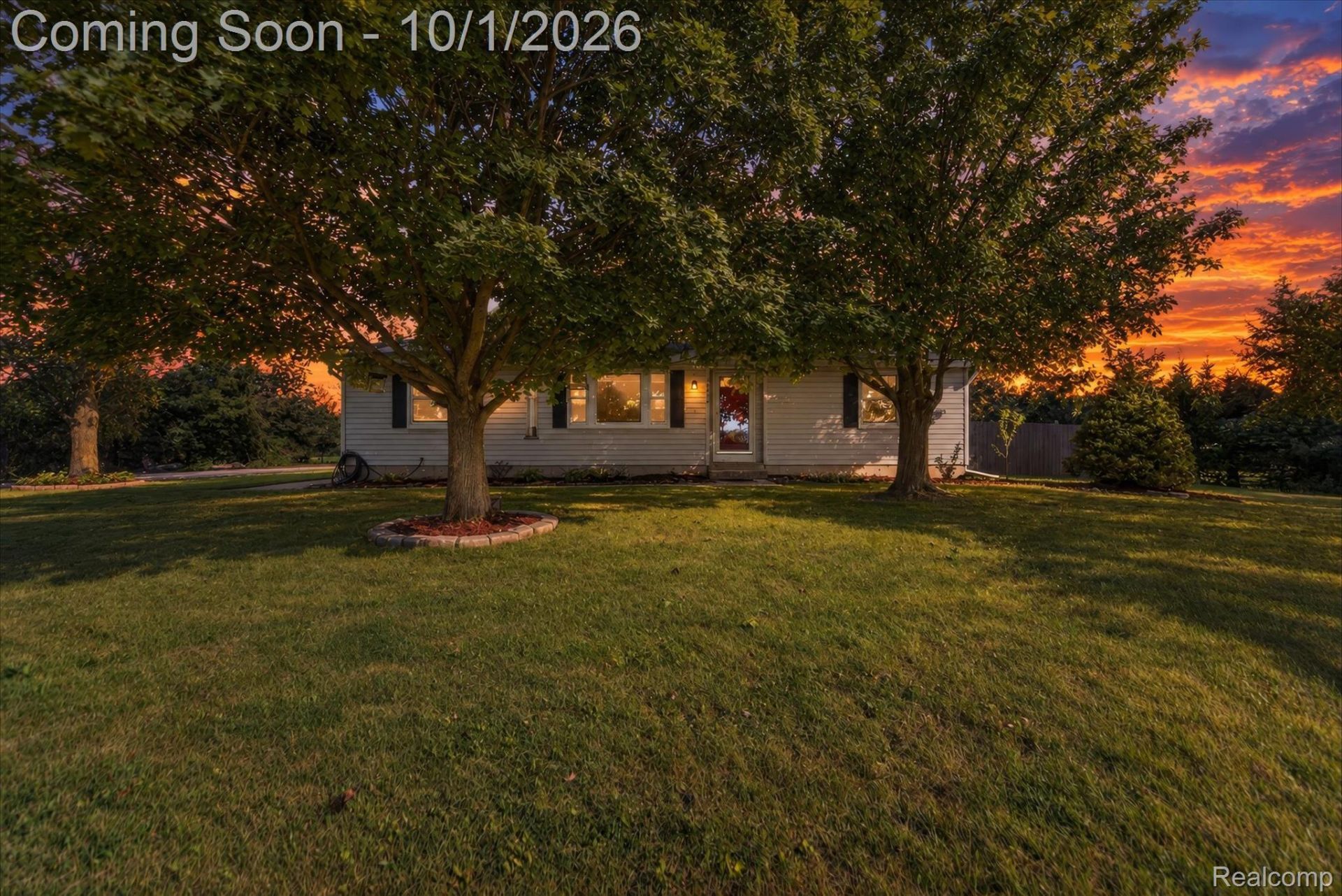 5212 N Fowlerville Road, Handy Township, Mi 48836 Main Photo