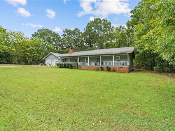 130 Versallies Drive NE, Calhoun, GA 30701