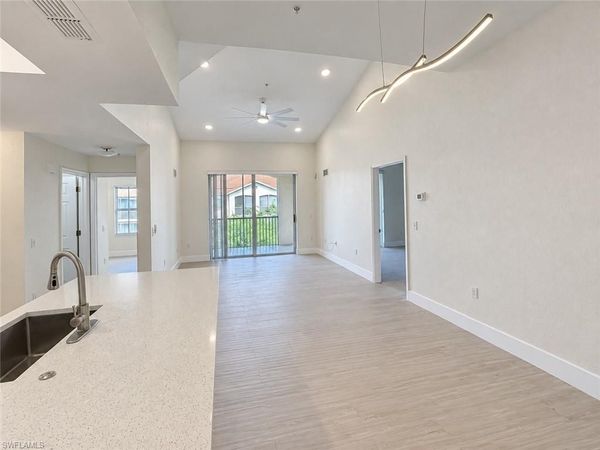 9025 Colby DR, Unit 2120, FORT MYERS, FL 33919