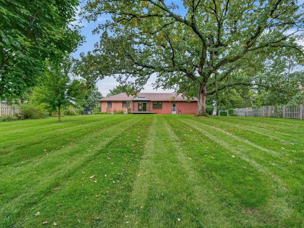 303 Oak Boulevard, Huxley, IA 50124