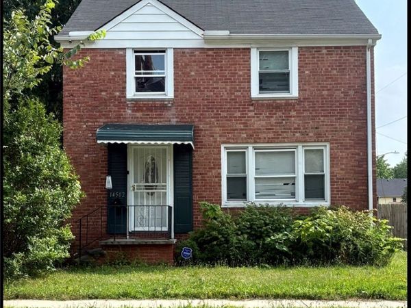 14502 Milverton Road , Cleveland, OH 44120