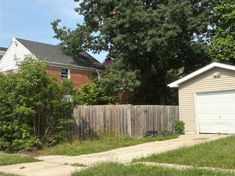14502 Milverton Road, Cleveland, OH 44120 Photo 2