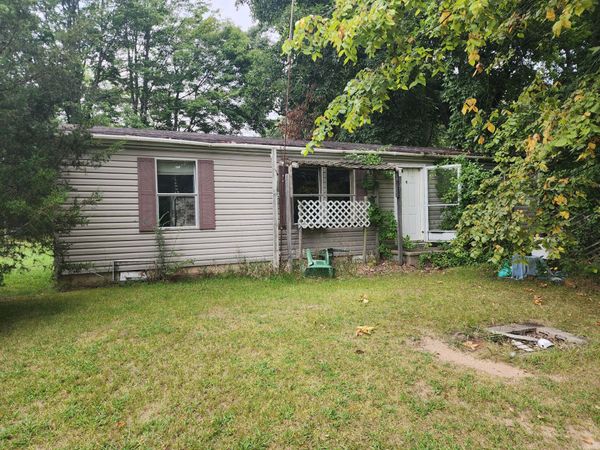 69121 Wallowa Road, Sturgis, MI 49091