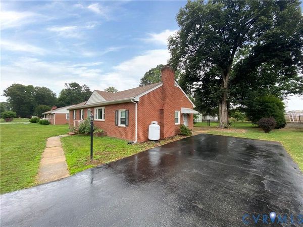 8337 Burnside Drive , Mechanicsville, VA 23116