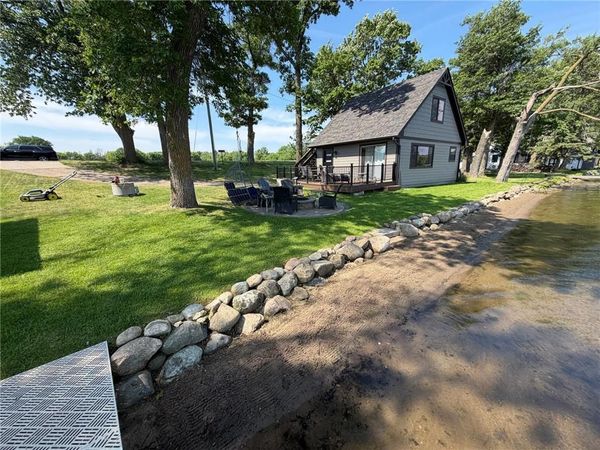 1160 County Road H, New Richmond, WI 54017