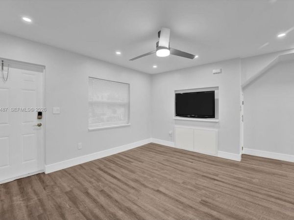 567 NE 63rd St , Unit 2, Miami, FL 33138