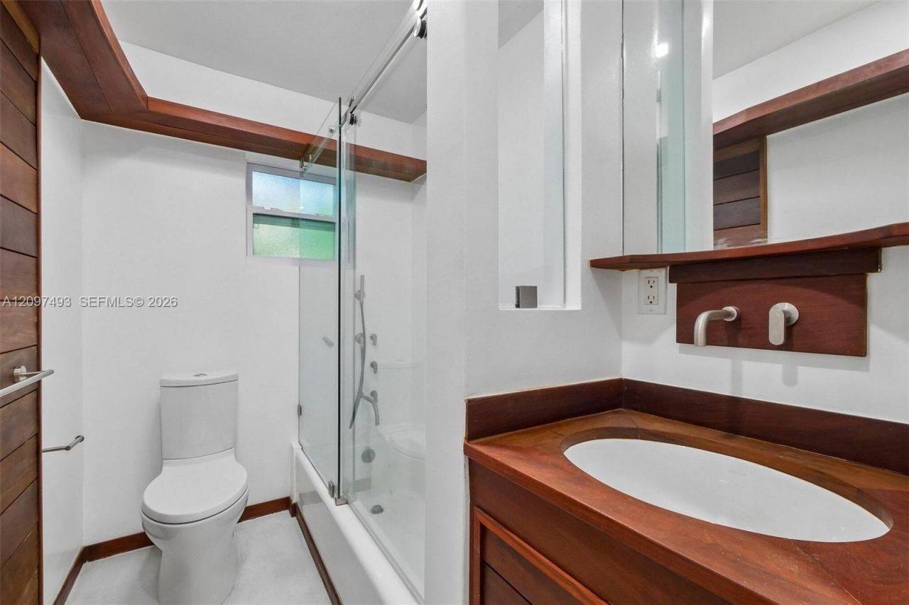 67 NW 51st St, Miami, FL 33127 Photo