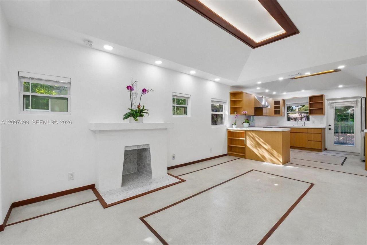67 NW 51st St, Miami, FL 33127 Photo
