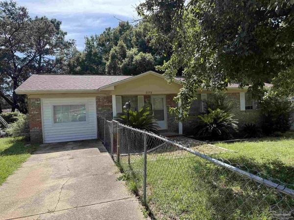 5173 Teakwood Dr, Pensacola, FL 32506