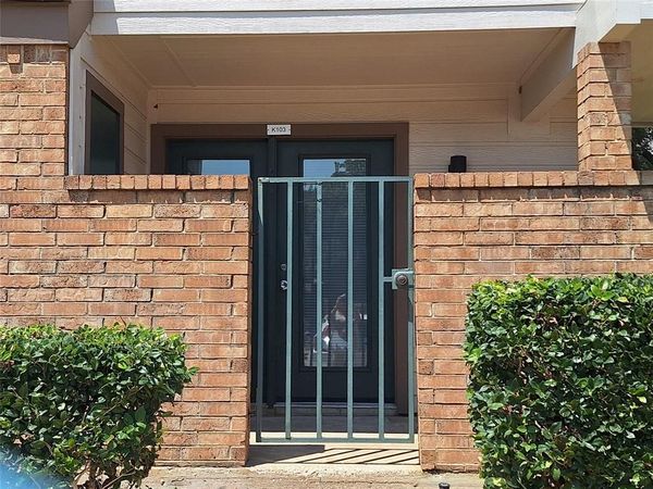 2309 Balsam Drive, Unit K103, Arlington, TX 76006
