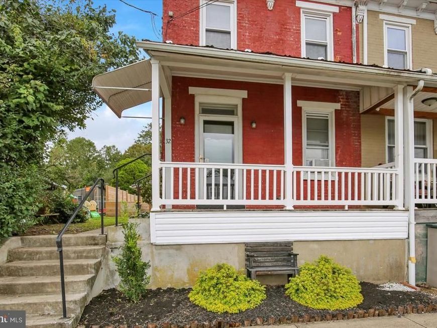 32 S Elm Street, Robesonia, PA 19551 Main Photo