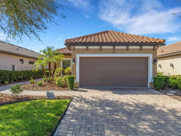 8413 ALBERATA VISTA DRIVE , TAMPA, FL 33647