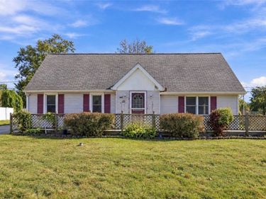 23 Cherry Lane, Buffalo, NY 14225