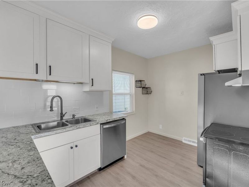 3212 Montclair Avenue, Cleveland, OH 44109 Photo 14