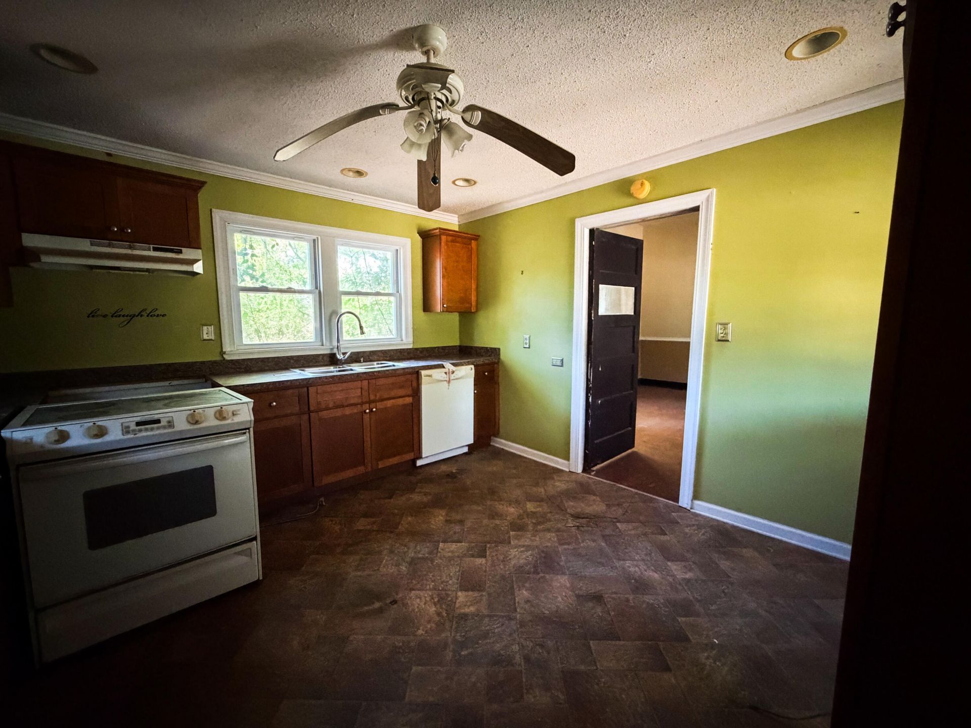 129 Wheeler Road Photo 16