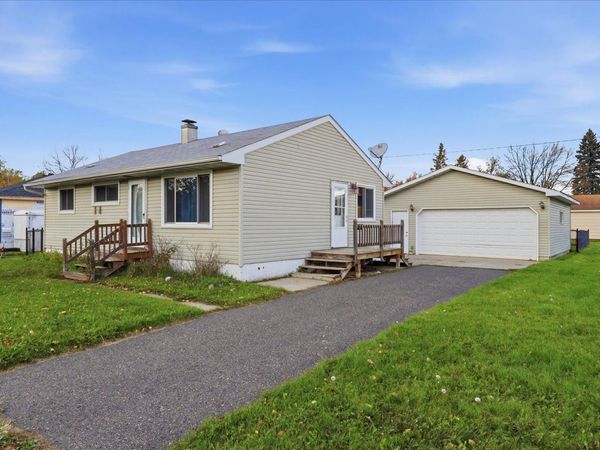 203 Dorchester Drive, Hoyt Lakes, MN 55750