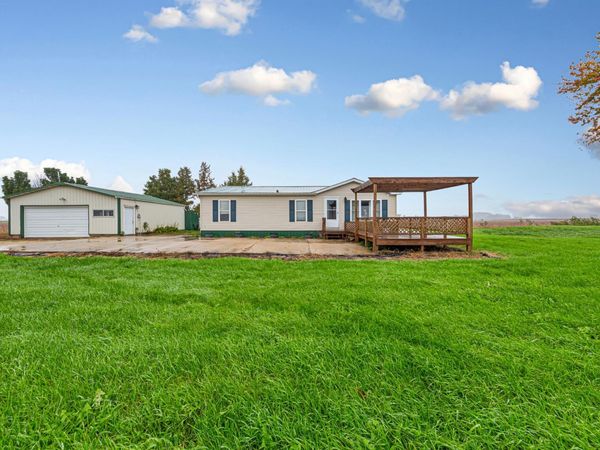 82090 State Highway 251, Austin, MN 56045
