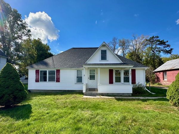 107 County Route 22, Johnson, NY 10933