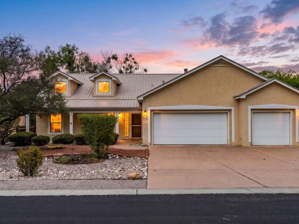 2505 Rio Orilla Lane NW, Albuquerque, NM 87120