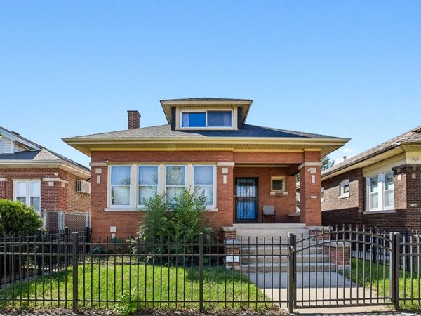 7918 S Luella Avenue , Chicago, IL 60617
