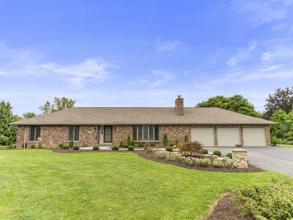 412 Bramble Lane , Deer Park, IL 60010