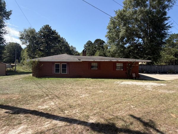 7 Preston Dr., Columbia, MS 39429