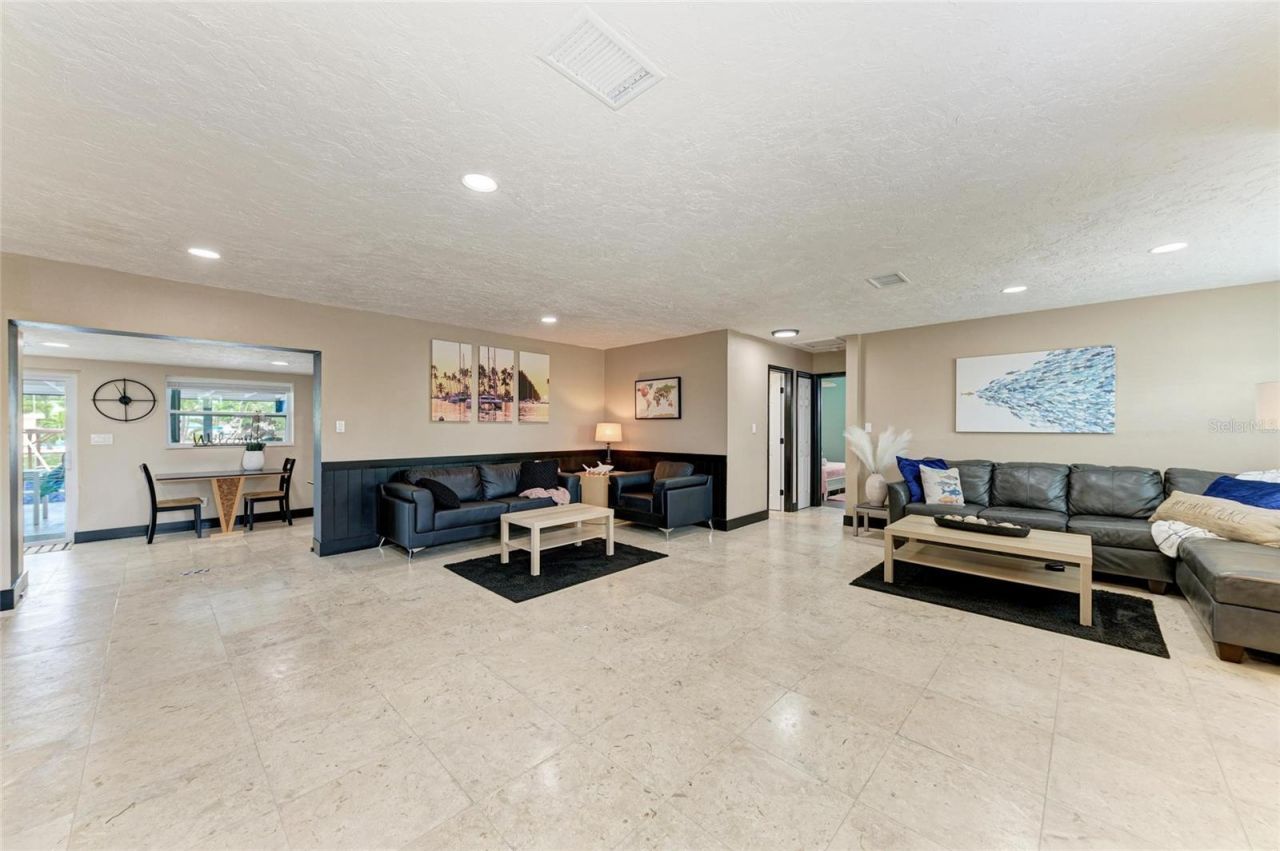 310 Bryn Mawr Island, Bradenton, FL 34207 Photo