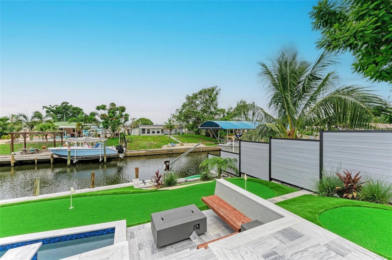 310 Bryn Mawr Island, Bradenton, FL 34207 Photo