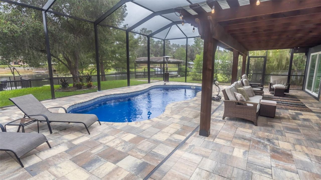 241 SE 5th Avenue , Melrose, FL 32666 Photo