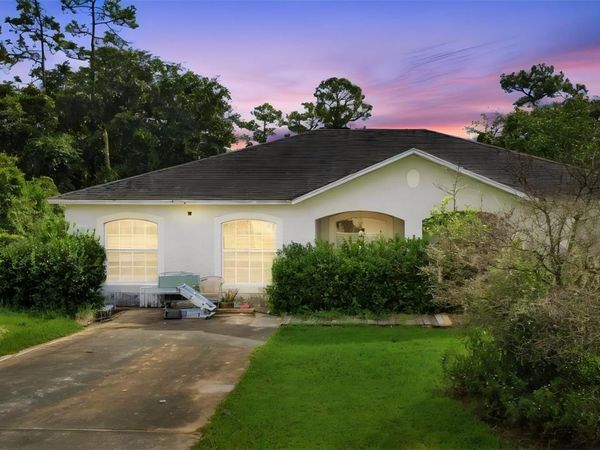 1045 8TH AVENUE , DELAND, FL 32724