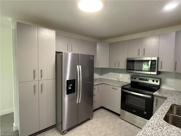 701 107th AVE N, NAPLES, FL 34108