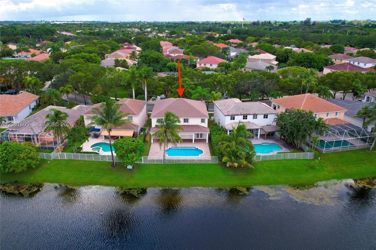 4400 Fox Ridge Dr, Weston, FL 33331 Photo