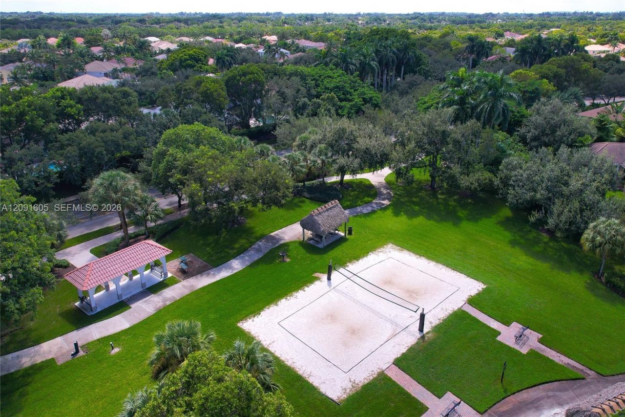 4400 Fox Ridge Dr, Weston, FL 33331 Photo