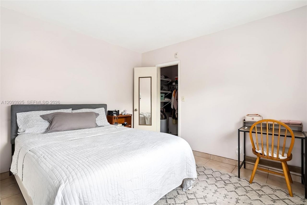1824 Monroe St , Unit 10, Hollywood, FL 33020 Photo