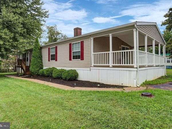 150 RUSTIC DRIVE, SHIPPENSBURG, PA 17257