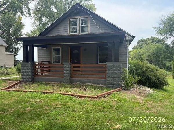 2716 S 24th, Quincy, IL 62305