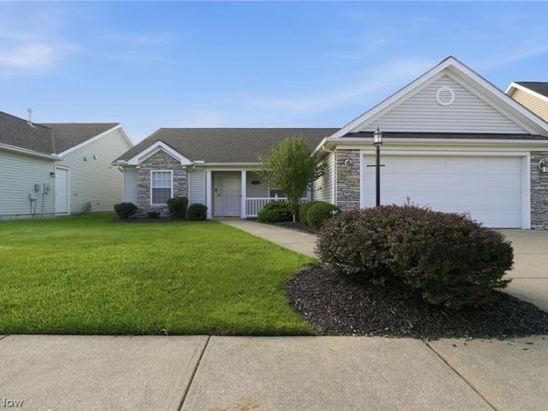 320 Falling Leaf Drive , Seven Hills, OH 44131