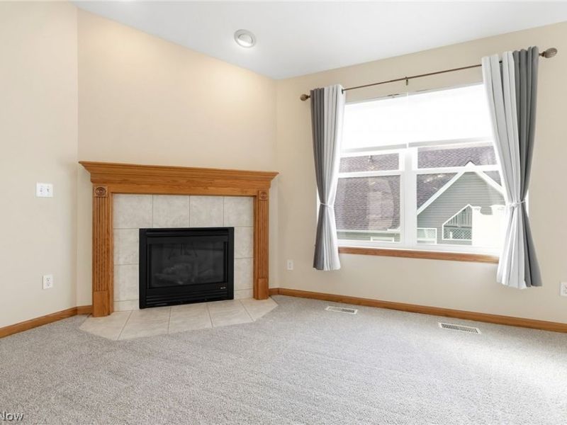 320 Falling Leaf Drive, Seven Hills, OH 44131 Photo 10