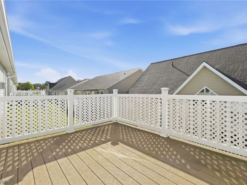 320 Falling Leaf Drive, Seven Hills, OH 44131 Photo 22