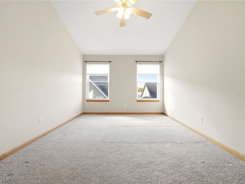 320 Falling Leaf Drive, Seven Hills, OH 44131 Photo 23