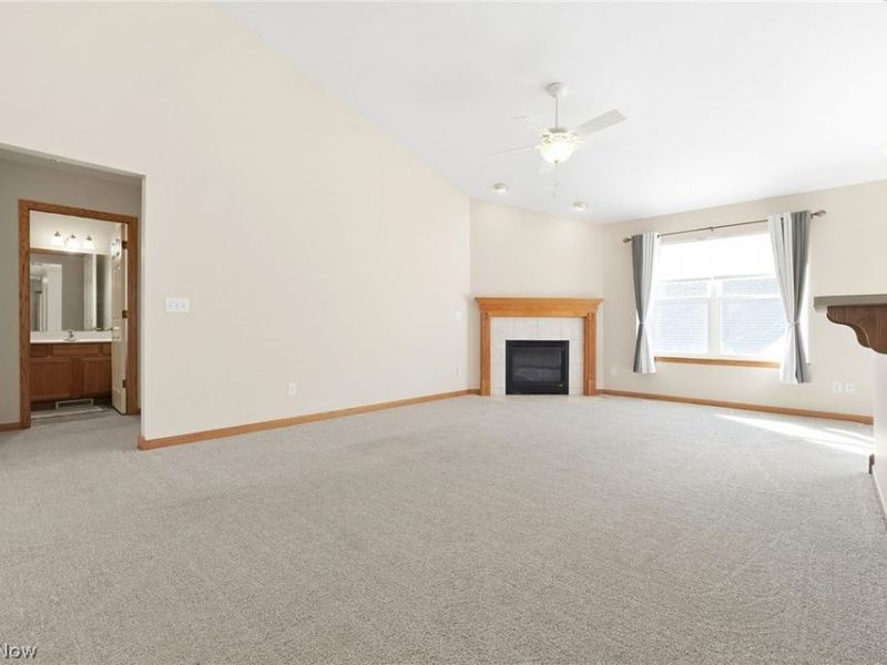 320 Falling Leaf Drive, Seven Hills, OH 44131 Photo 8