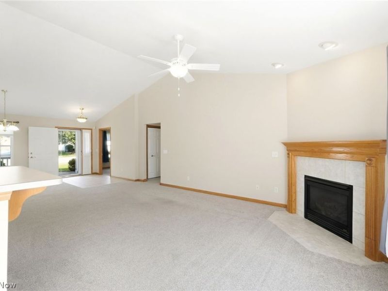 320 Falling Leaf Drive, Seven Hills, OH 44131 Photo 9