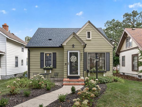 4430 Oliver Avenue N, Minneapolis, MN 55412