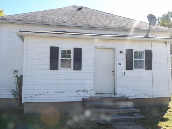 1114 S McKinley Street , Harrisburg, IL 62946