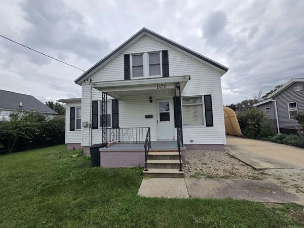 1425 Phelps Street, OTTAWA, IL 61350